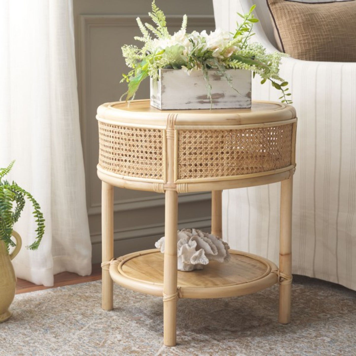 Arvid Round Accent Table