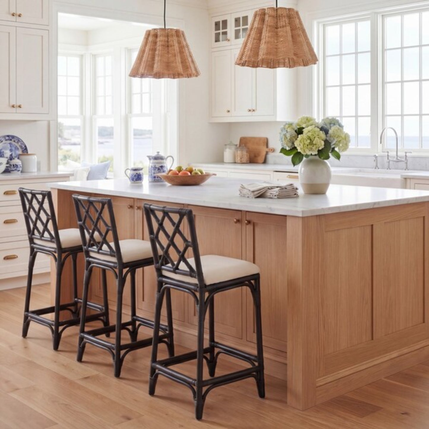 Bhumi Counter Stool W/ Cushion