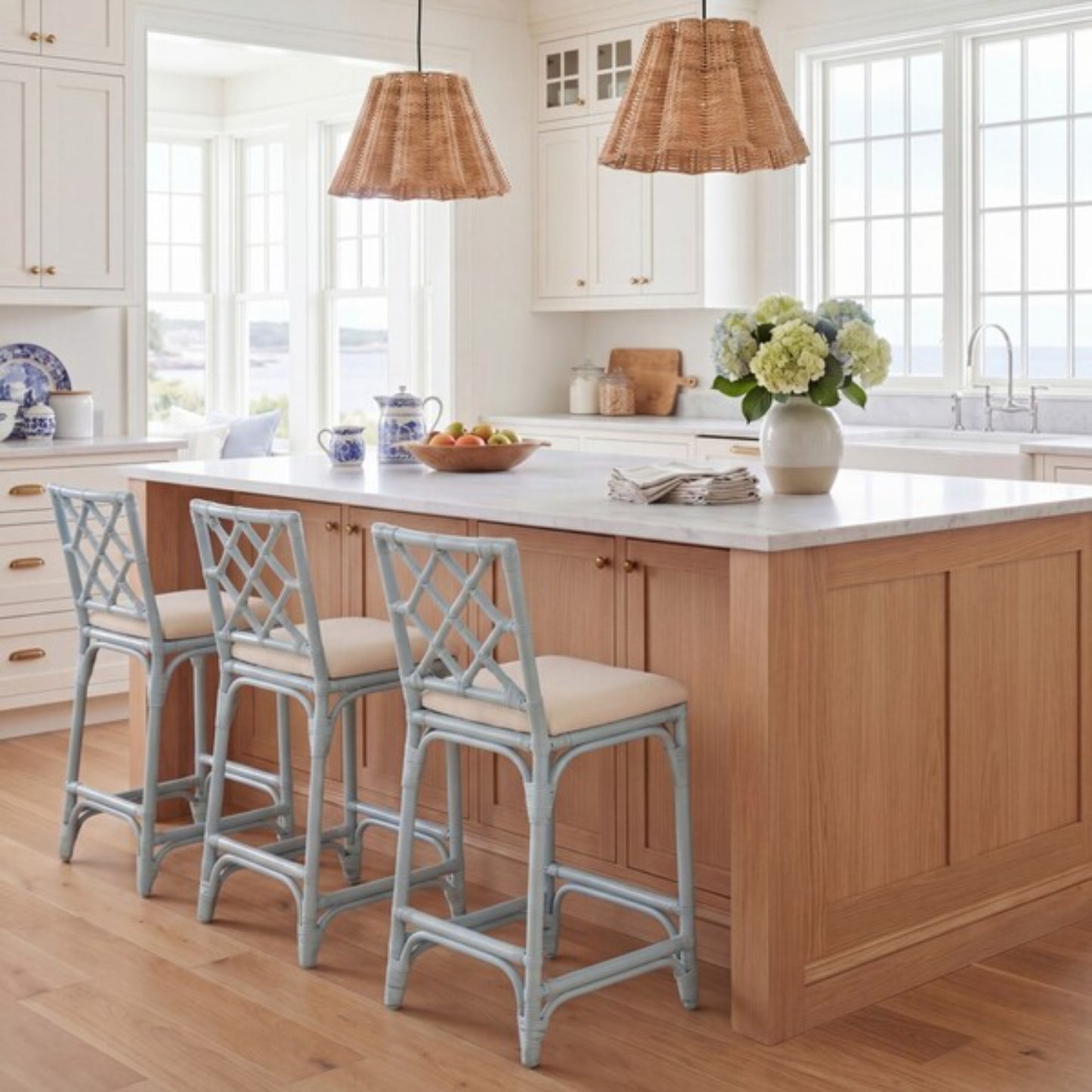 Bhumi Counter Stool W/ Cushion