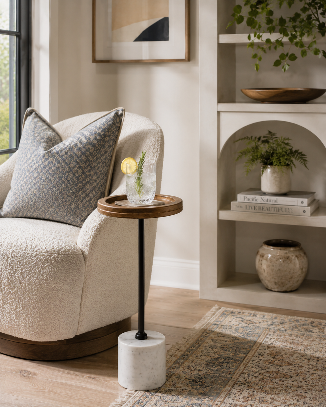 Elisabeth Round Side Table