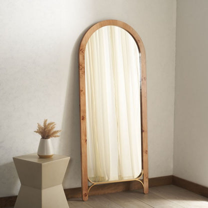 Kuo Mirror