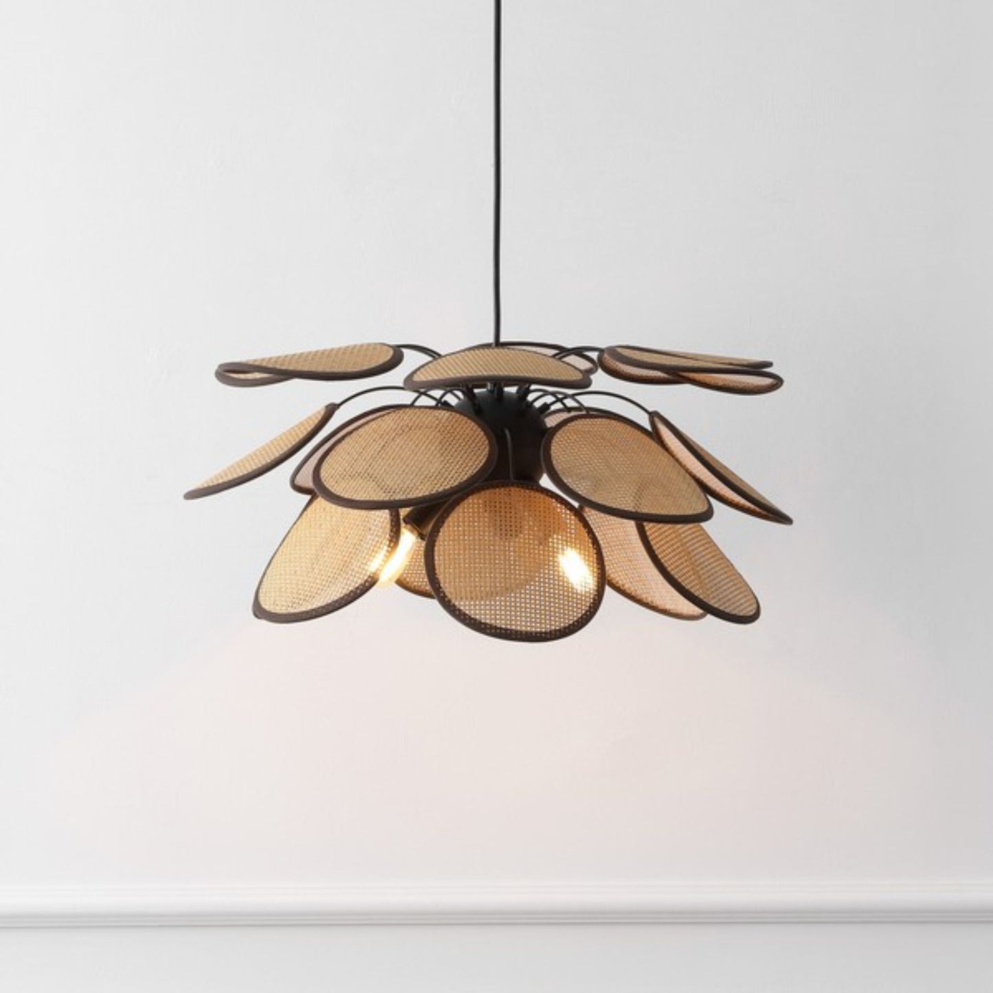LUANA RATTAN / METAL PENDANT